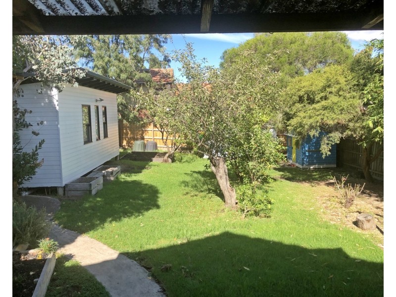 23 Odenwald Road, Eaglemont VIC 3084