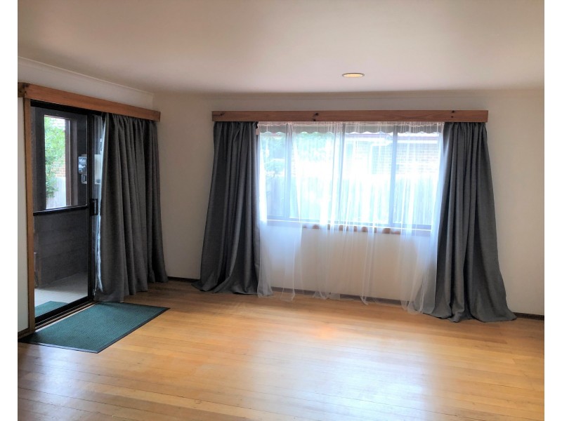 2/16 Vermont Parade, Greensborough VIC 3088