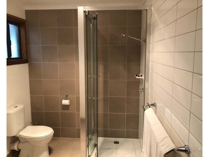 2/16 Vermont Parade, Greensborough VIC 3088