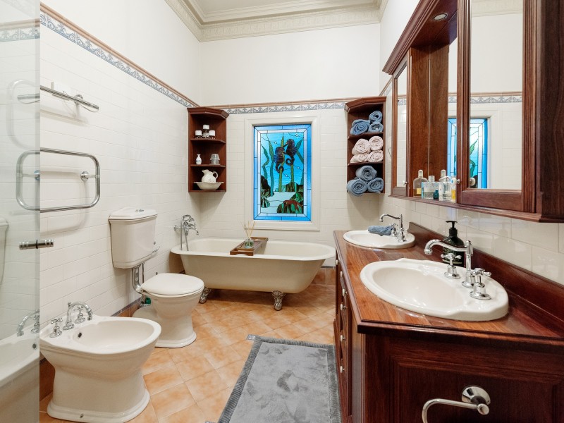 9 Millers Road, Kangaroo Ground VIC 3097