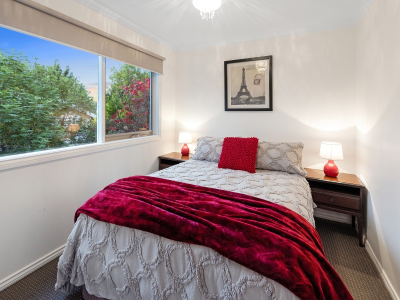 9 Millers Road, Kangaroo Ground VIC 3097