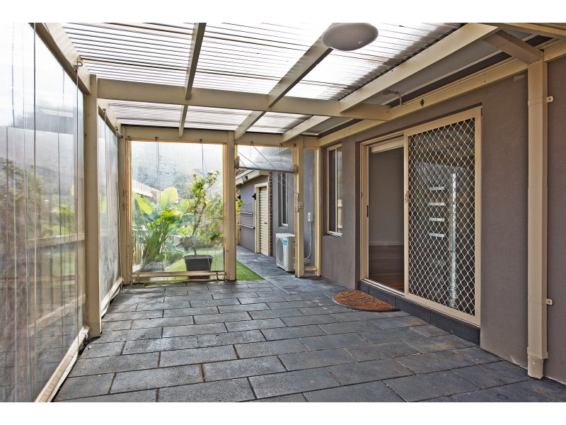 2/11 Broad Street, Greensborough VIC 3088