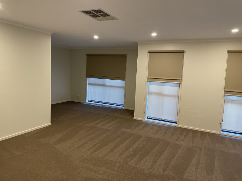 54 James Cook Drive, Diamond Creek VIC 3089