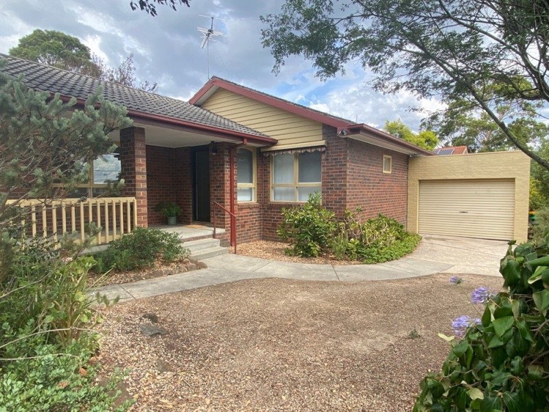 12 Rattray Road, Montmorency VIC 3094