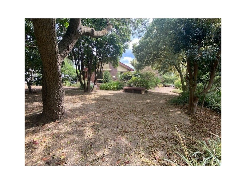 12 Rattray Road, Montmorency VIC 3094
