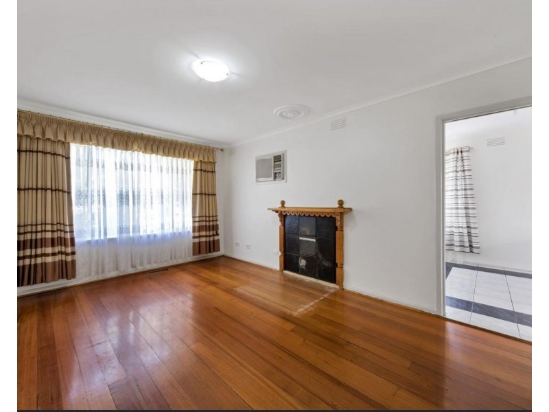 22 Banksia Avenue, Thomastown VIC 3074