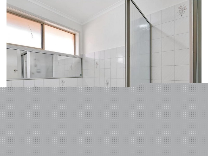 22 Banksia Avenue, Thomastown VIC 3074