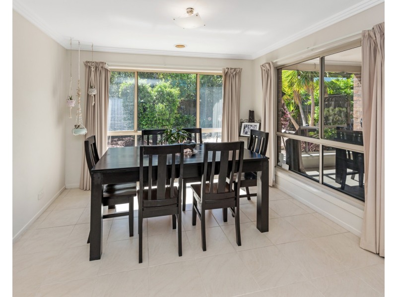 4 Tallis Grove, Doreen VIC 3754