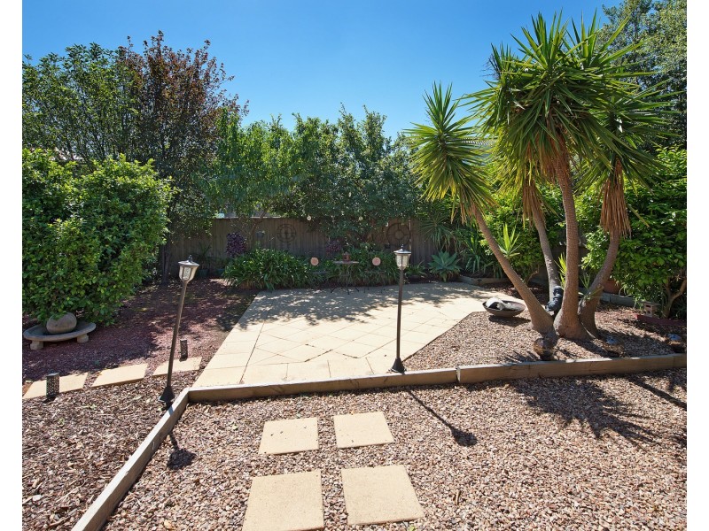 4 Tallis Grove, Doreen VIC 3754