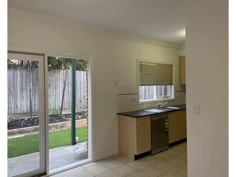4/8 Oriel Road, Ivanhoe VIC 3079