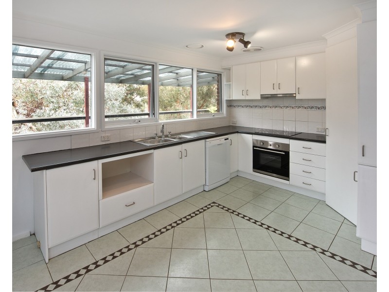 1 Ibera Court, Eltham North VIC 3095
