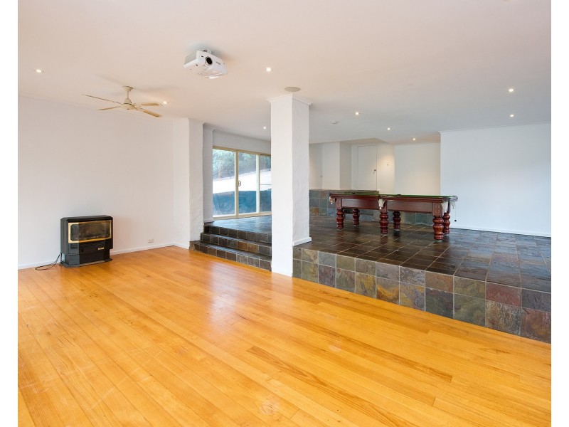 1 Ibera Court, Eltham North VIC 3095