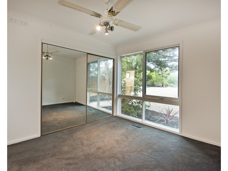 1 Ibera Court, Eltham North VIC 3095