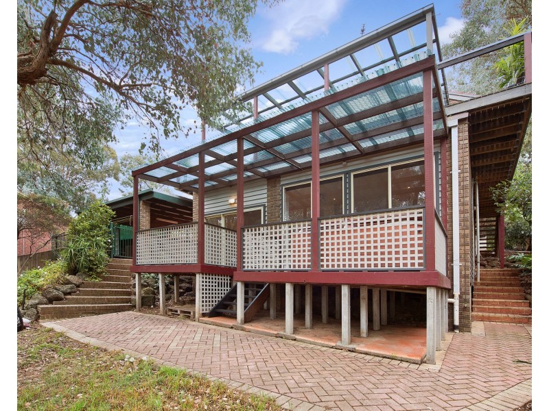 1 Ibera Court, Eltham North VIC 3095