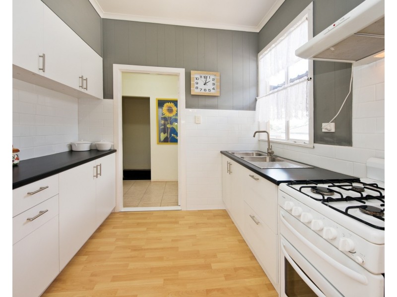 36 Drysdale Street, Reservoir VIC 3073