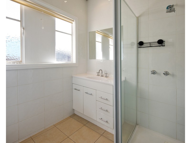 36 Drysdale Street, Reservoir VIC 3073