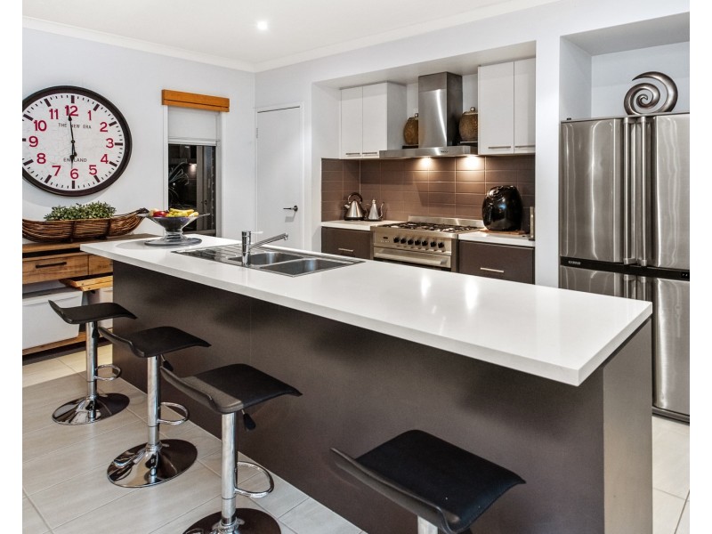 3 Ambleside Link, Doreen VIC 3754