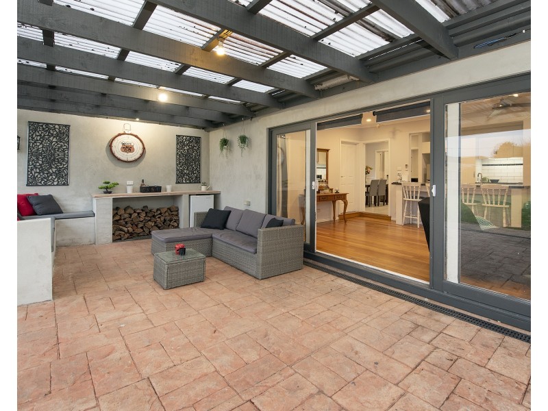 16 Johnsons Road, Mernda VIC 3754