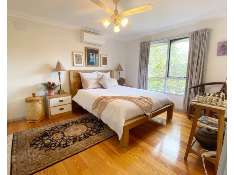 11 Terrara Court, Montmorency VIC 3094