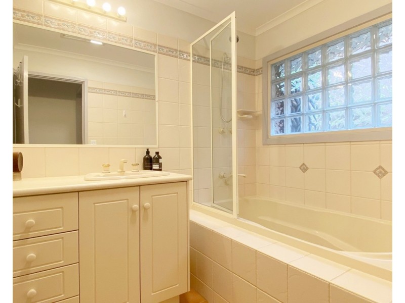 11 Terrara Court, Montmorency VIC 3094