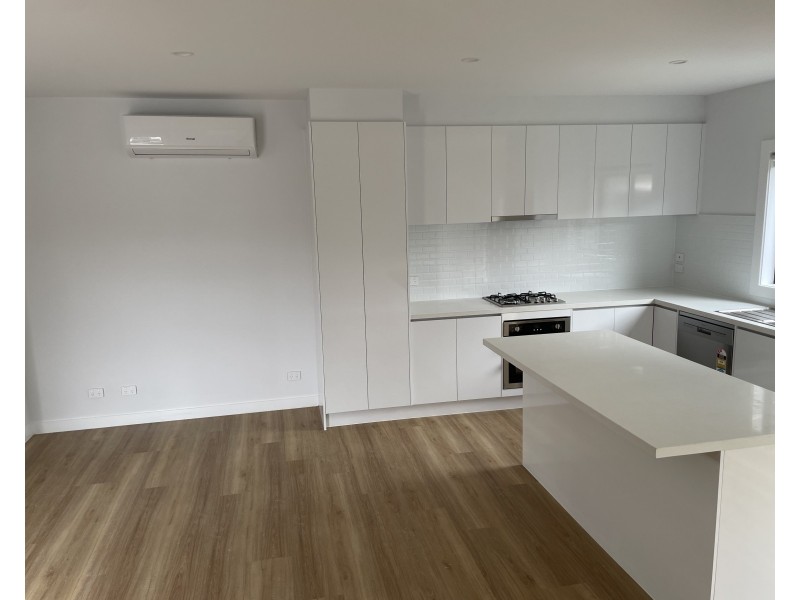 1/33 Connell Street, Glenroy VIC 3046