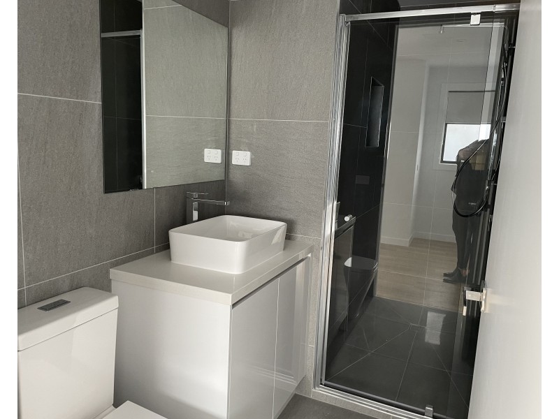 1/33 Connell Street, Glenroy VIC 3046