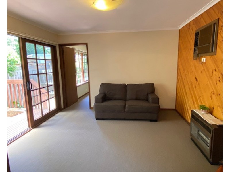 2/123 Rattray Road, Montmorency VIC 3094