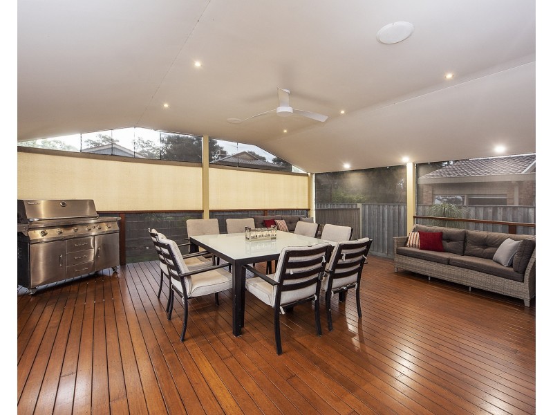 16 Opal Court, Eltham North VIC 3095