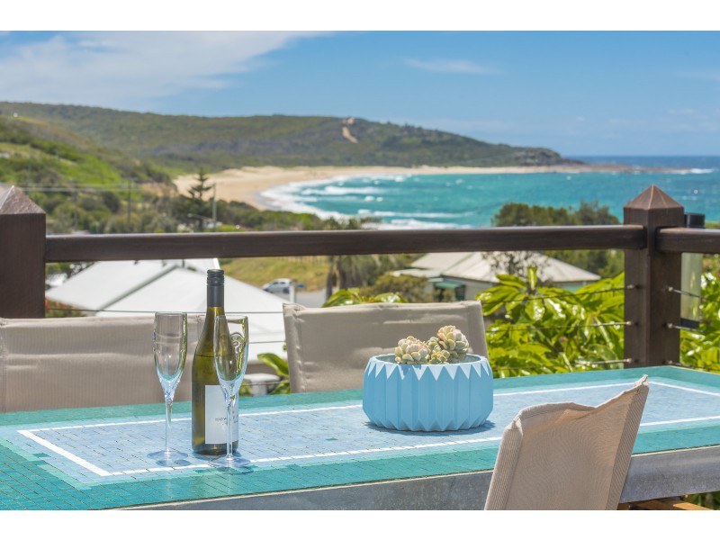 11 Clarke Street, Catherine Hill Bay NSW 2281