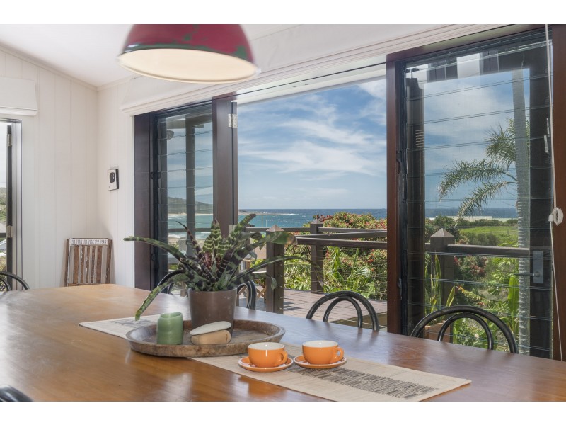 11 Clarke Street, Catherine Hill Bay NSW 2281