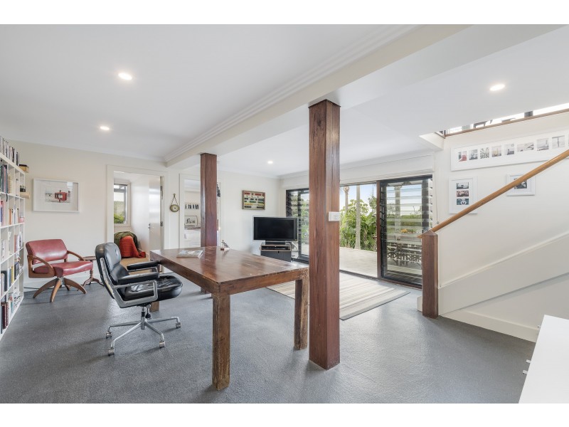 11 Clarke Street, Catherine Hill Bay NSW 2281
