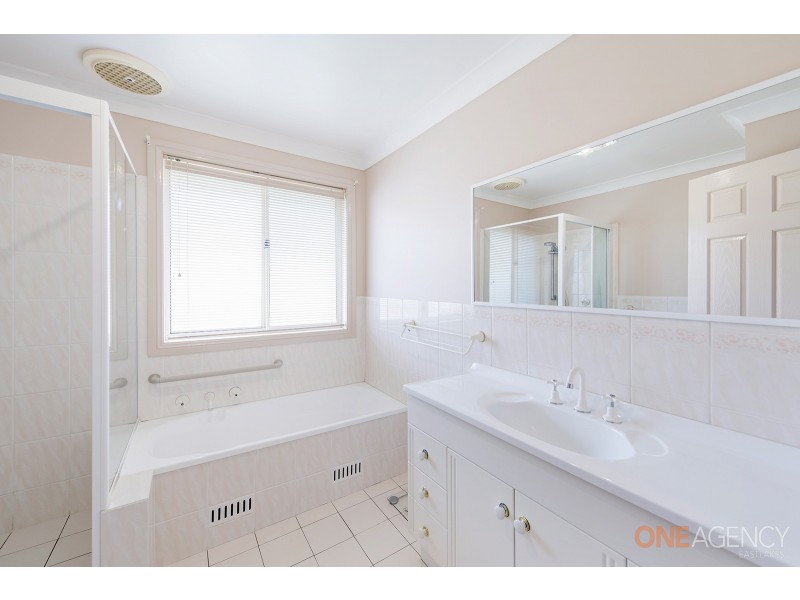 4/11 Wood Street, Swansea NSW 2281