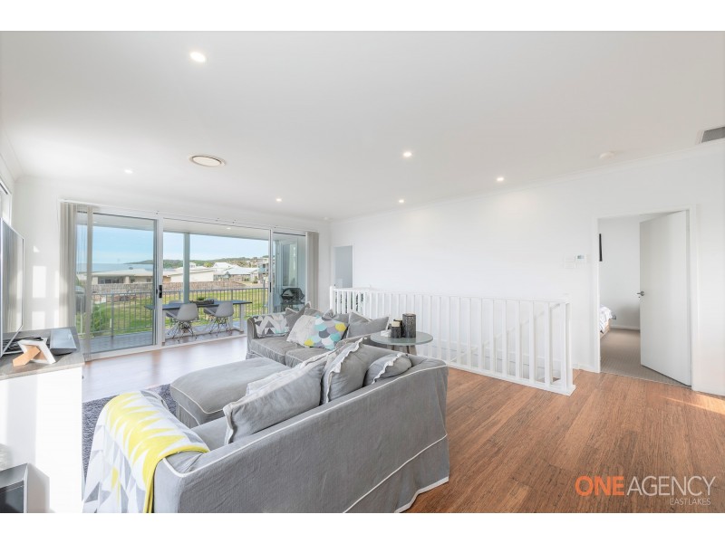 37 Seaside Circuit, Caves Beach NSW 2281