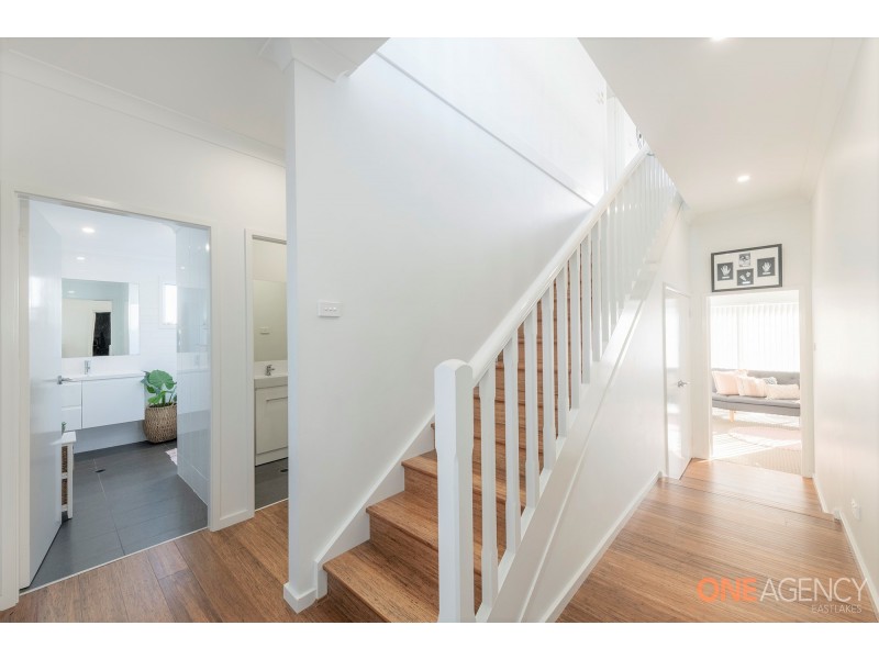 37 Seaside Circuit, Caves Beach NSW 2281