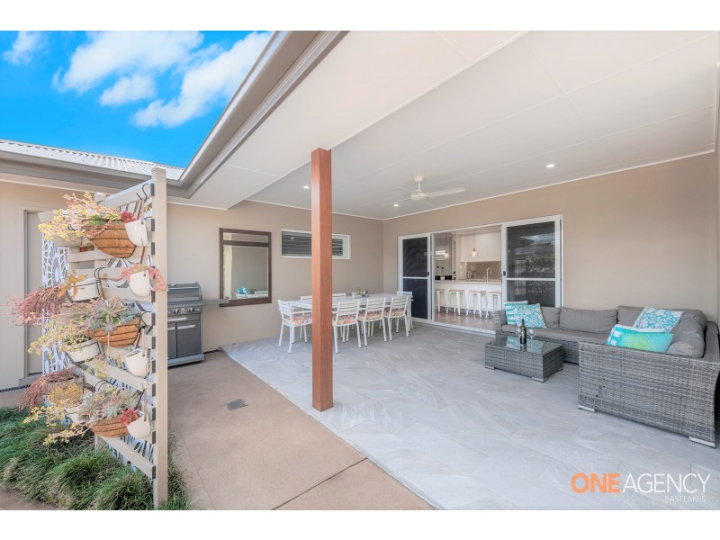 20 Caldwell Street, Caves Beach NSW 2281