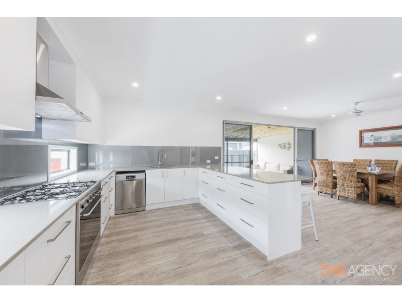 18 Ashley Street,, Marks Point NSW 2280