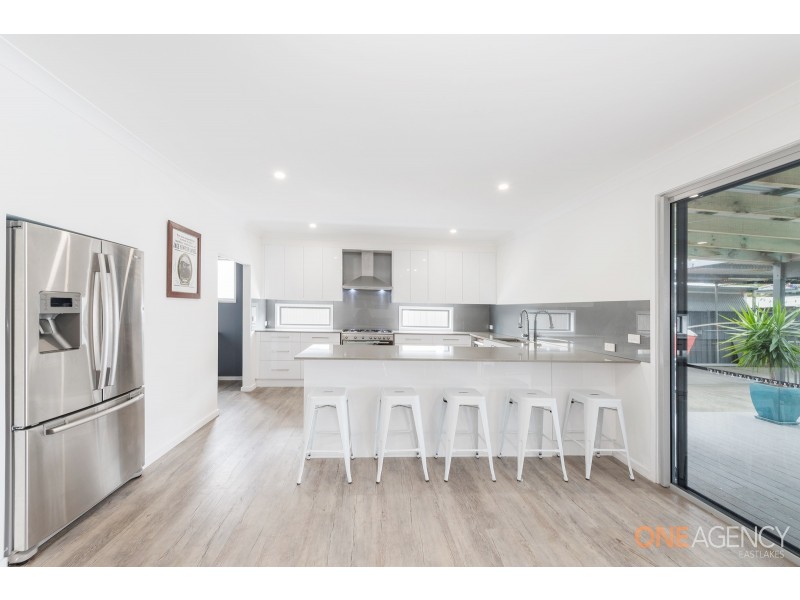 18 Ashley Street,, Marks Point NSW 2280