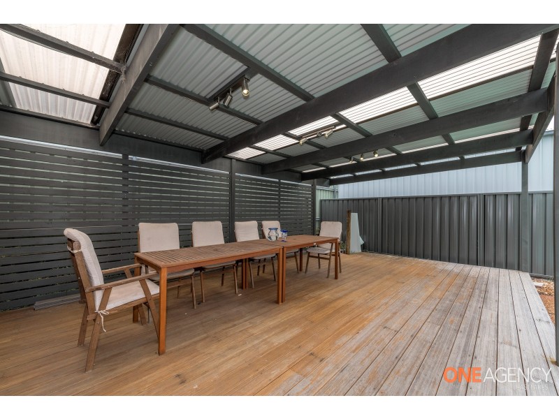 18 Ashley Street,, Marks Point NSW 2280
