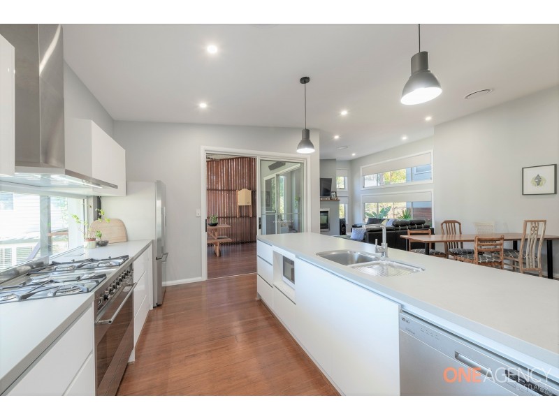 27 Bentwing Parade, Murrays Beach NSW 2281