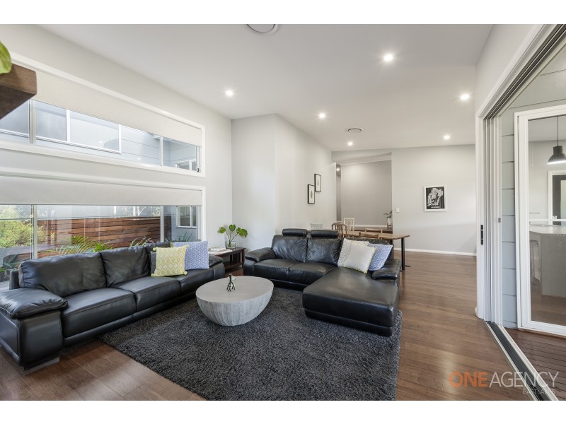 27 Bentwing Parade, Murrays Beach NSW 2281