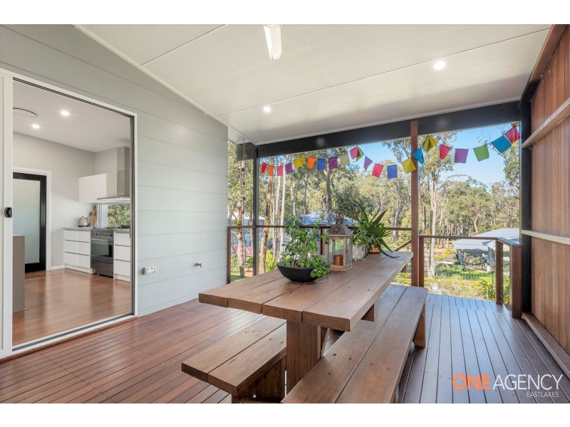 27 Bentwing Parade, Murrays Beach NSW 2281