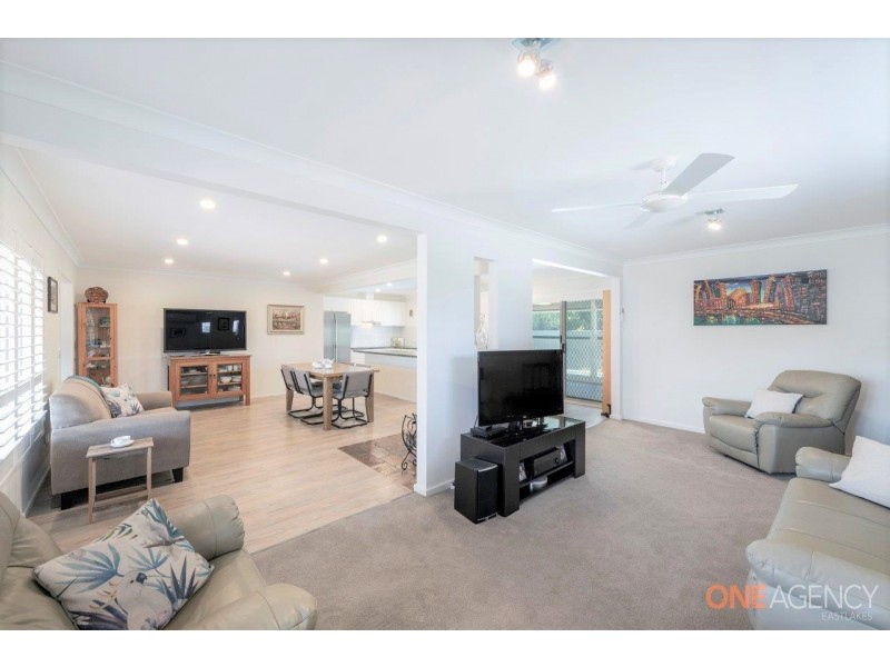 148 Macquarie Grove, Caves Beach NSW 2281