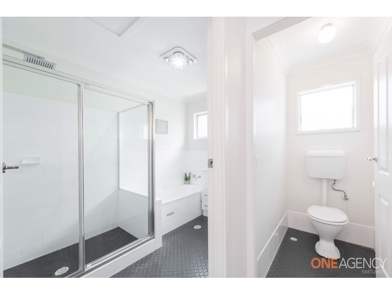 148 Macquarie Grove, Caves Beach NSW 2281