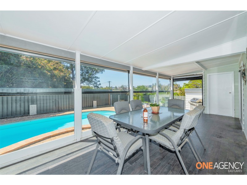 148 Macquarie Grove, Caves Beach NSW 2281