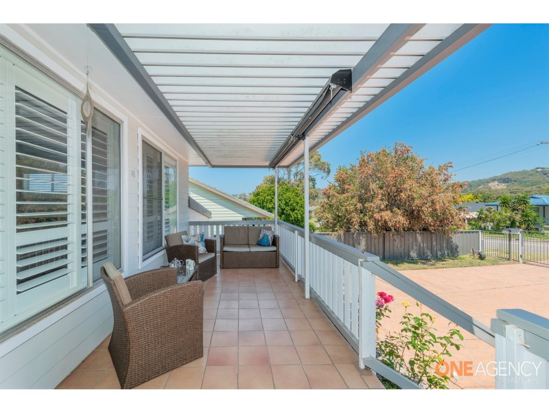 148 Macquarie Grove, Caves Beach NSW 2281