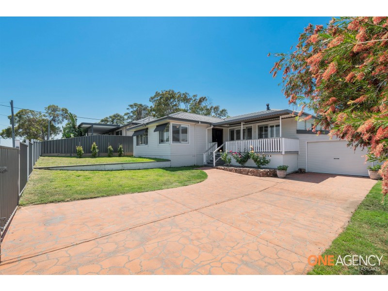 148 Macquarie Grove, Caves Beach NSW 2281