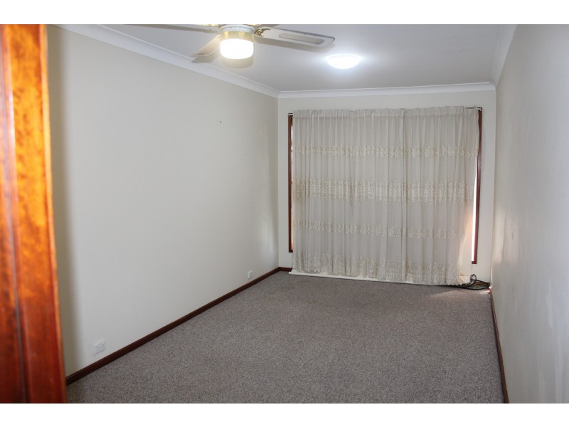 7 Berringar Road, Valentine NSW 2280