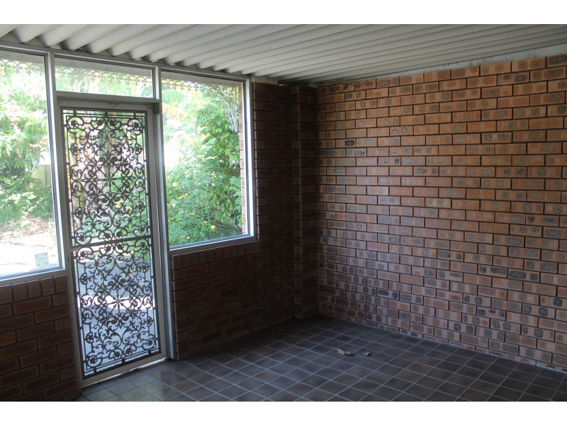 7 Berringar Road, Valentine NSW 2280