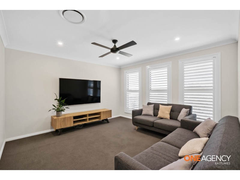 3 Windross Drive, Warners Bay NSW 2282