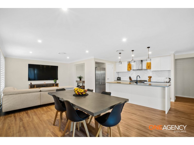 3 Windross Drive, Warners Bay NSW 2282